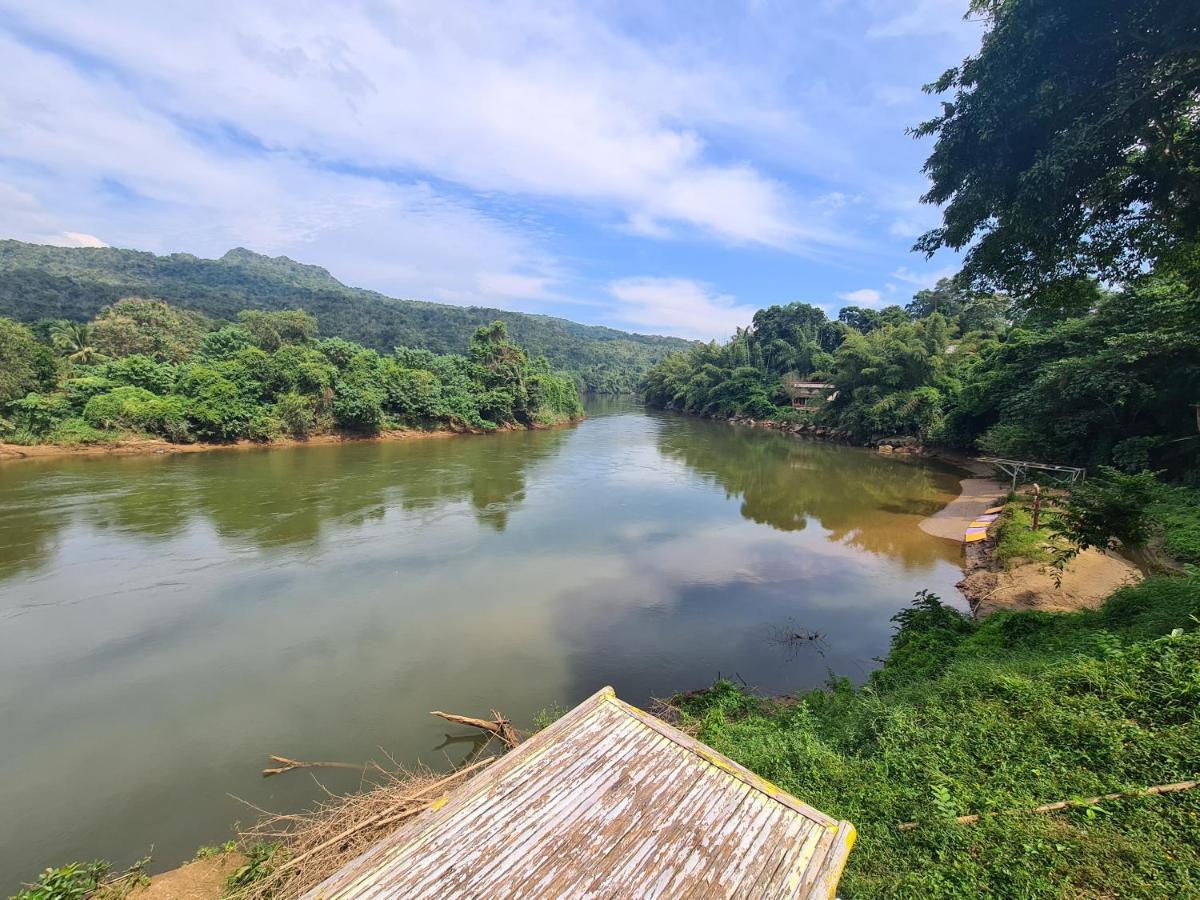 Phuphavaree By Tahug Sai Yok Ban Ai Hit Exterior photo
