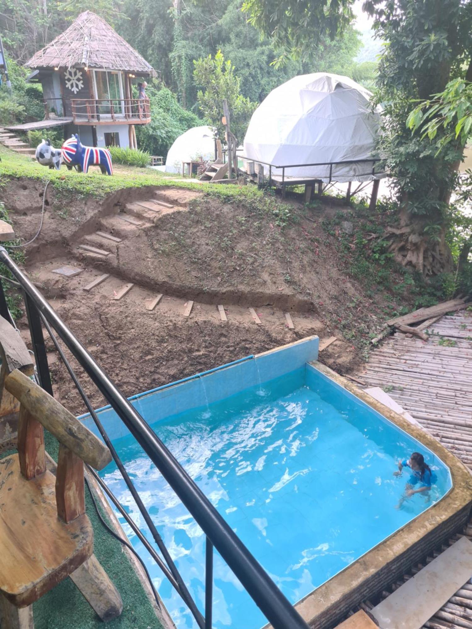 Phuphavaree By Tahug Sai Yok Ban Ai Hit Exterior photo